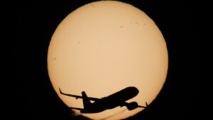 Росавиация разрешила вылеты в Израиль с 16 апреля