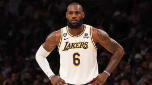 Дабл-дабл Леброна Джеймса помог «Лейкерс» обыграть «Хьюстон»