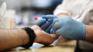 Чернышенко: в России может появиться система контроля за здоровьем спортсменов