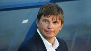 Аршавин: если бы имел финансовую возможность, отменил бы искусственные поля