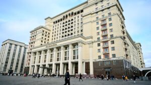 ВТБ отказался от иска к владельцу апартаментов в отеле Four Seasons Hotel Moscow