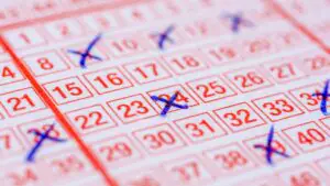 Зеленый Porsche помог россиянину выиграть в лотерею больше пяти миллионов рублей