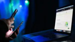 Щербаченко: мошенники рассылают вирусы под видом трансляций из храма на Пасху