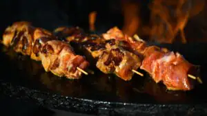 РИА Новости: самый дешевый шашлык из свинины можно купить в Курской области