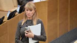 Журова: как только начались решения в пользу России, всплыли непонятные скандалы