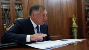 Хуснуллин призвал регионы обратить внимание на собираемость платежей по ЖКХ