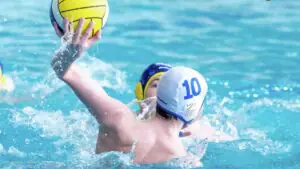 Тренер Станоевич: российские ватерполисты счастливы возвращению флага