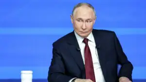 Путин: ИИ формирует принципиально другой облик всей России