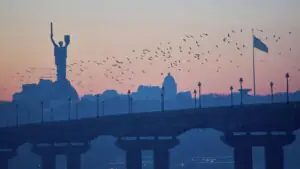 «Они зажаты». Экс-премьер Украины выступил с тревожным предупреждением