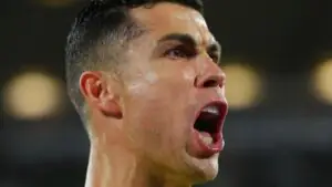 Роналду вырвало после мачта против «Аль-Иттифака» в чемпионате Саудовской Аравии