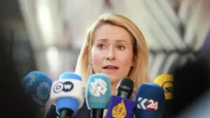 Каллас пригрозила лишить Венецианскую биеннале финансирования из-за участия РФ