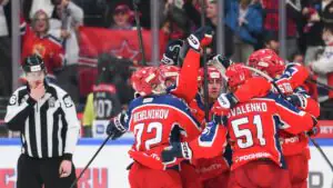 ЦСКА обыграл «Авангард» и одержал первую победу во втором раунде плей-офф КХЛ