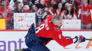 Овечкин обновил рекорд НХЛ по числу регулярных сезонов с 30 голами