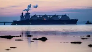 ФСЭГ: Россия в марте вошла в тройку мировых лидеров экспорта СПГ, вытеснив Катар