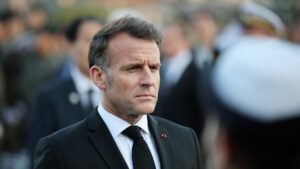 Макрон назвал кредит Киеву и новый пакет санкций против России сильным сигналом