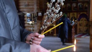 Комендантский час приостановят в части Херсонской области в Пасхальную ночь