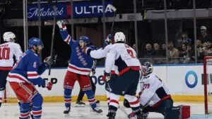 «Вашингтон» Овечкина со счетом 1:8 проиграл «Рейнджерс» в матче НХЛ