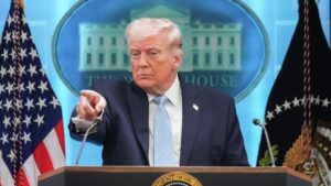 Пархалина: обида на европейцев затмила разум Трампа