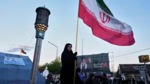 Совбез Ирана пообещал ответить с полной силой при малейшей ошибке от США