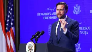 Вэнс: основные военные задачи США в Иране уже выполнены