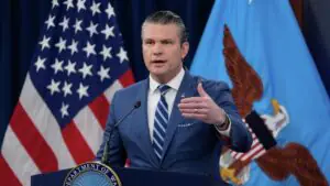 Politico: глава Пентагона Хегсет пропустит встречу контактной группы по Украине