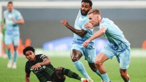 «Краснодар» сыграл вничью с «Зенитом» и сохранил лидерство в РПЛ