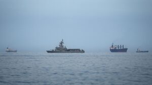 Пентагон: США готовы брать под контроль суда, нарушившие морскую блокаду Ирана