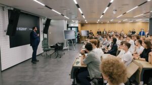 Минцифры РФ и Центральный университет будут партнерами в рамках «Кода будущего»