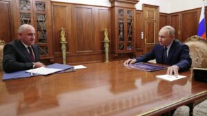 Путин поручил главе КЧР Темрезову продолжить работу по привлечению ветеранов СВО