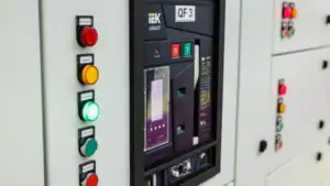 Технологический суверенитет для ЦОД: ставка на решения IEK GROUP