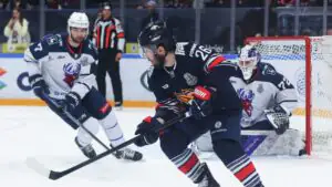 «Металлург» дома обыграл «Торпедо» и последним вышел в полуфинал Кубка Гагарина