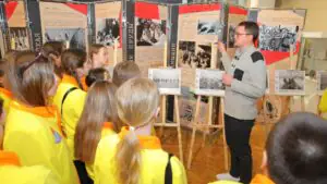 «Освобождение. Крым». Артековцы познакомились с хроникой военных лет