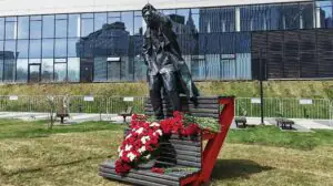 Емельянов: монумент Юрию Никулину установили у стадиона «Динамо» в Москве