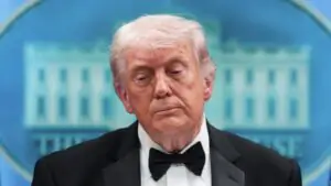 РИА Новости: экс-главе ФБР предъявили обвинение в угрозах жизни в адрес Трампа