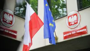 Захарова: перспектива передислокации баз США в Польшу неприемлема