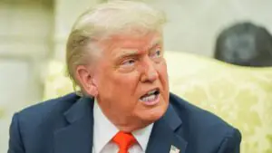 Профессор Маранди: Трамп упустил возможность для наземной операции в Иране