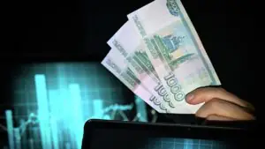 Депутат Аксаков: сбережения стоит хранить на вкладах, в облигациях и акциях