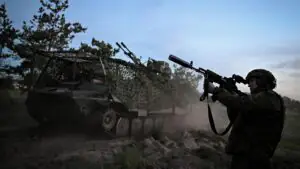 Герасимов: 20-я армия освободила ЛНР и наступает в Харьковской области