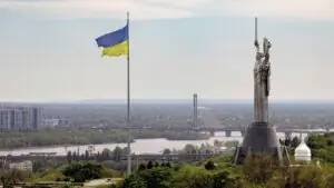 Рогов: жители Украины поддерживают удары по центрам принятия решений в Киеве