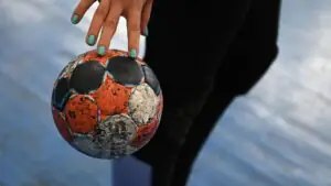 Россиянка Маслова вместе с «Бухарестом» выиграла бронзу гандбольной ЛЧ