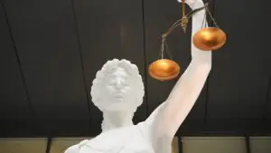 Жительнице Кубани назначили 332 часа общественных работ за клевету из ревности