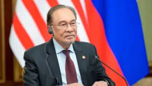 Премьер Ибрагим: Малайзия хочет расширить авиасообщение с Россией