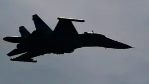 Российский Су-34 уничтожил склад БПЛА на окраине Харькова