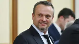 Никитин: ситуация с авиатопливом в России контролируемая, критических рисков нет