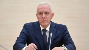 Гуцан призвал оценить законность расселения аварийного жилья на Урале