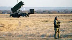 Bloomberg: Украина просит ФРГ срочно передать дополнительные ракеты для Patriot