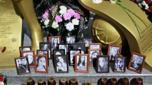 РИА Новости: делегация МККК посетила мемориал жертвам атаки ВСУ в Старобельске
