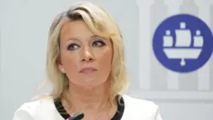 Захарова: в Москве вызывает недоумение новая стратегия Канады в Арктике