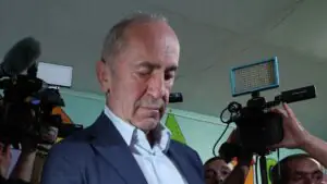 Адвокат: ЦИК Армении дал согласие на преследование экс-президента Кочаряна