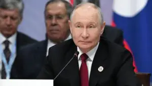 Путин дал старт работе нового сборочно-испытательного комплекса в Татарстане